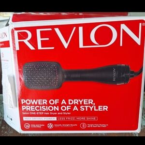 Revlon One-Step Hair Dryer and Styler
